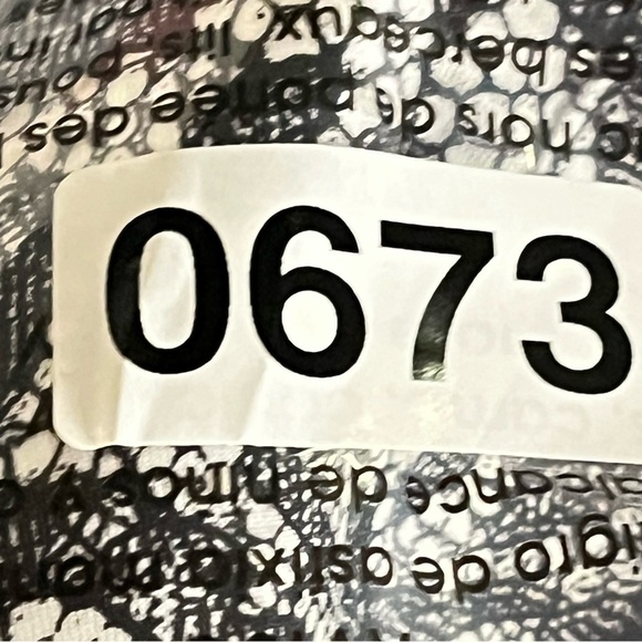 NWT Cacique 44DDD Lightly Lined Balconette Bra Faux Black White Lace - Picture 9 of 9